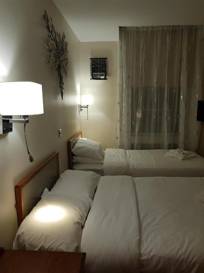 Linden Tree Bed & Breakfast Gloucester Bagian luar foto